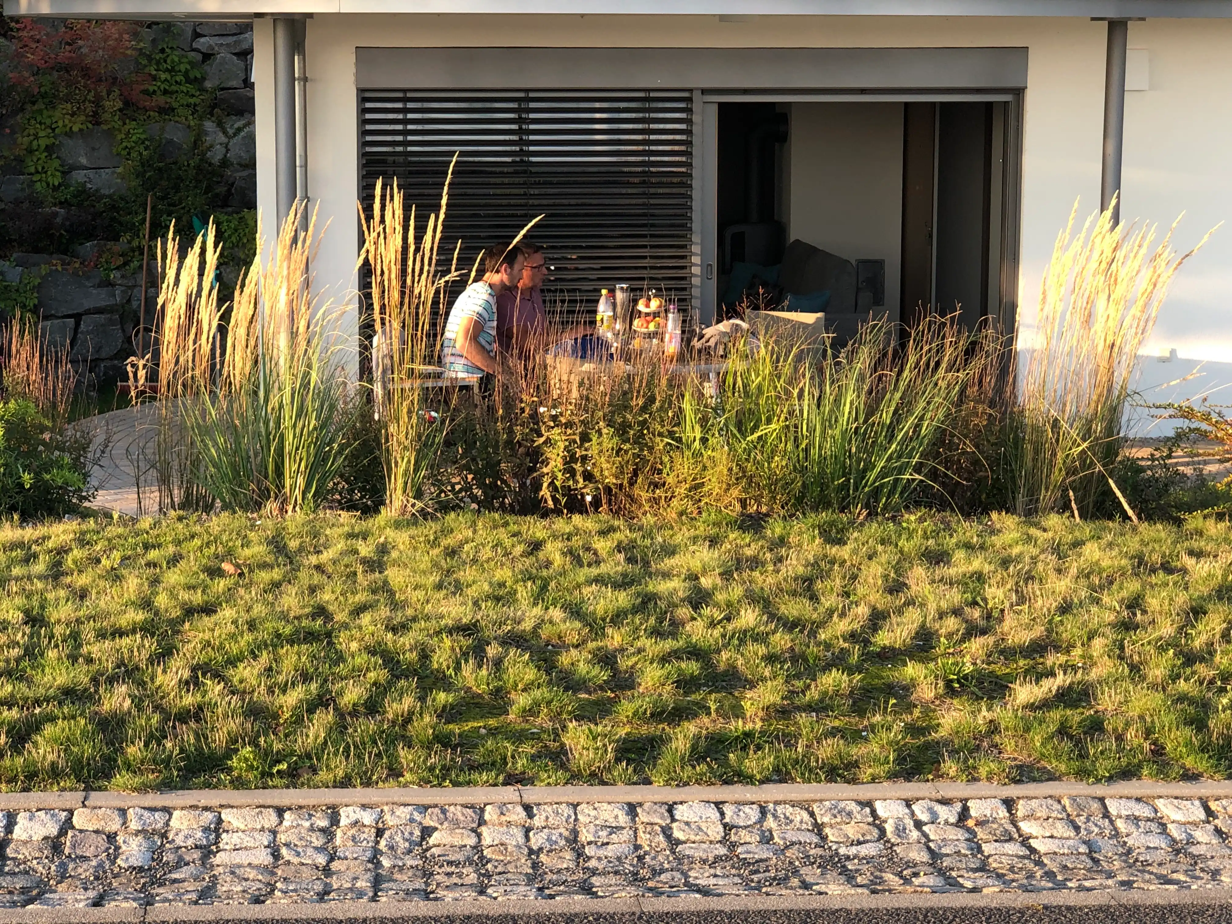 Blick von der Seepromenda auf die Terasse